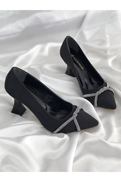 Hg Ayakkabı MAJA حذاء ستيليتو من الساتان الأسود