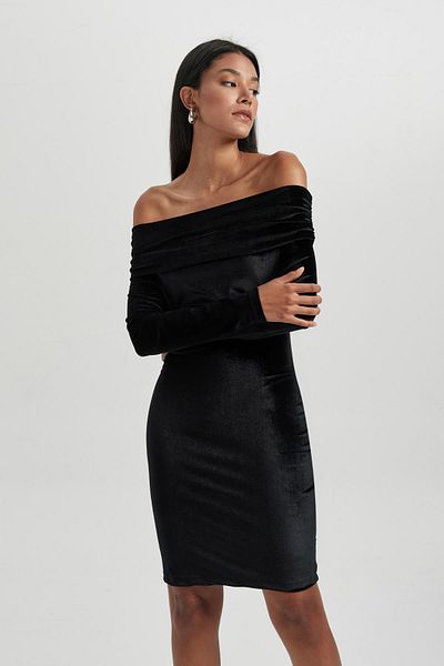 DeFacto Black Velur Mini Bodycon Dress - Long Sleeve, Shoulder Opening Basic Model B4374Ax23Au