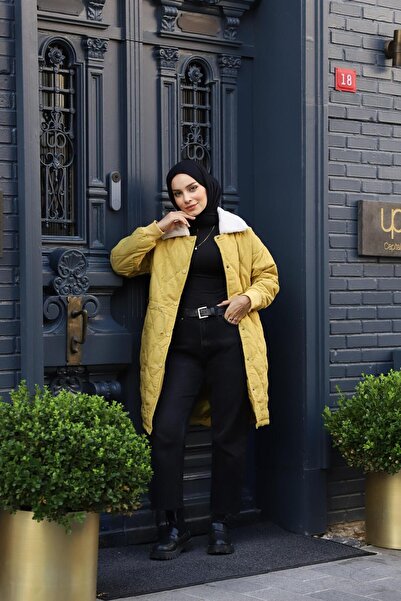 lurex moda Yakası Kürklü Baklava Desen Bel Bağlamalı Kapitone Ceket