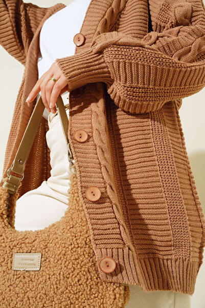 benguen 6999 Ζακέτα Latte με πλεκτό σχέδιο μπροστά με κουμπιά