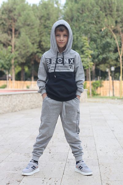 han collection طقم بدلة رياضية بغطاء للرأس وجيب الكنغر وجيب الكنغر من Bronx Boy مقاس 7-14
