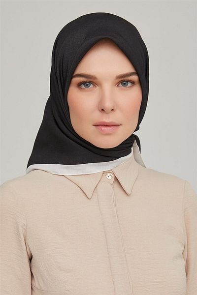 Armine 00oa4595 01 Μοντέλο Κασκόλ