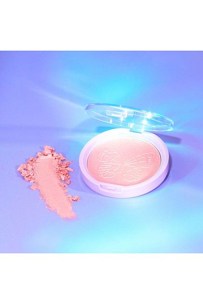 I HEART REVOLUTION Butterfly Radiance Butterfly Illuminator