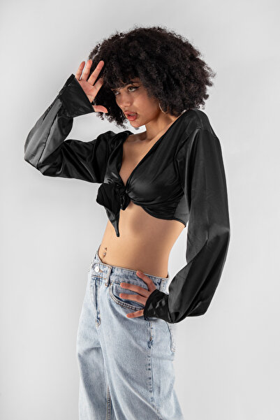 Bak Moda Βασική μαύρη σατέν μπλούζα με δεμένο