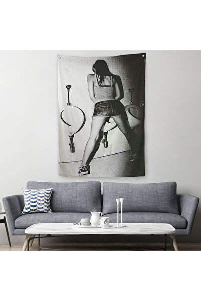 Harita Sepeti Жінка, що мочиться в пісуар - Настінне покриття - Килим-6093