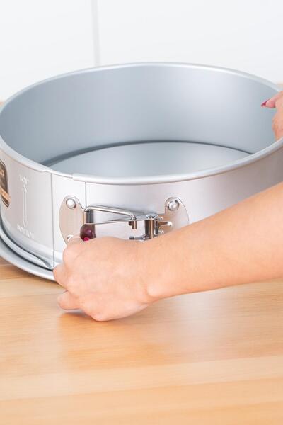 ACAR Mate Round Clamp Cake Mold - 31 cm