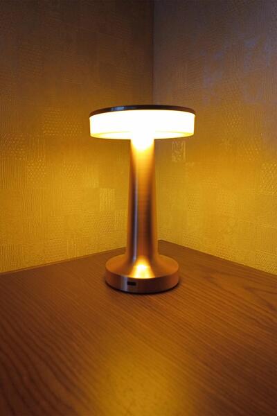 Tamer Elektrik Cata Oslo Şarjlı Dim Edilebilir Masa Lambası CT-8435 Tek Anahtarla 3 Renk Yanma Modlu