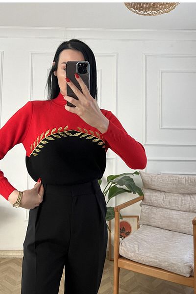 Tuğbanın Butiği Black Red Gold Embroidery Detailed Knitwear
