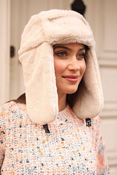 REMSA Λούτρινο καπέλο Beanie με κουμπωτά γούνινα ακουστικά RKŞ-03 Μπεζ