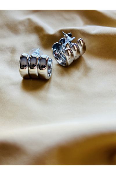 Venüs Accessory Sequential Model Steel Earrings