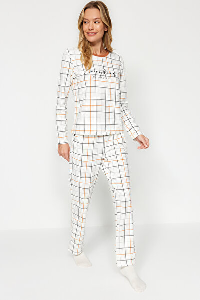 Trendyol Collection Σετ πιτζάμες 100% βαμβακερό λευκό καρό - T-shirt και παντελόνι THMAW24PT00235