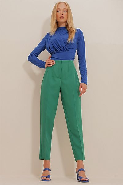 Trend Alaçatı Stili Women's Emerald Green High Waist Front Darts Fillet Pocket Tube Leg Trousers ALC-X10990