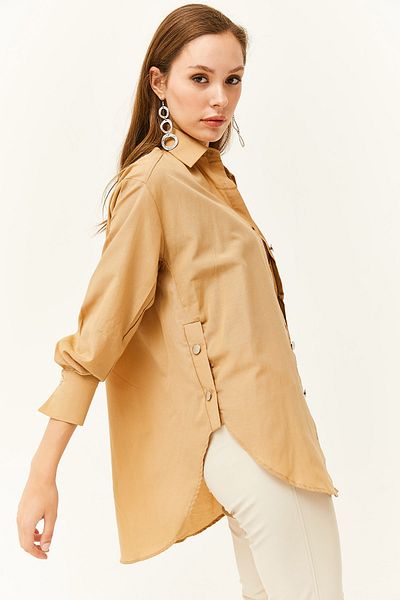 Olalook Damska tkana koszula oversize w kolorze camelowym z guzikami po bokach GML-19001004