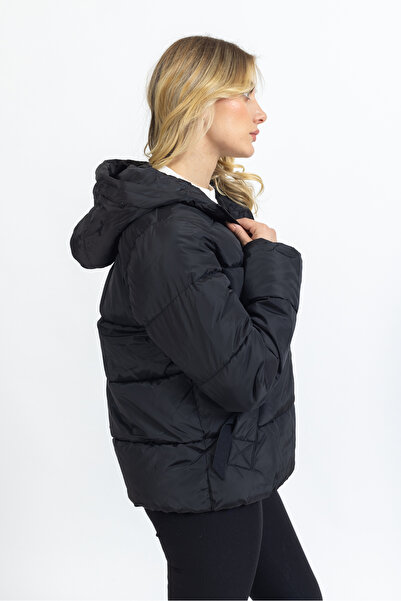 ONLY Black Only Monica 15205638 Women's Puffer Coat - Removable Fur