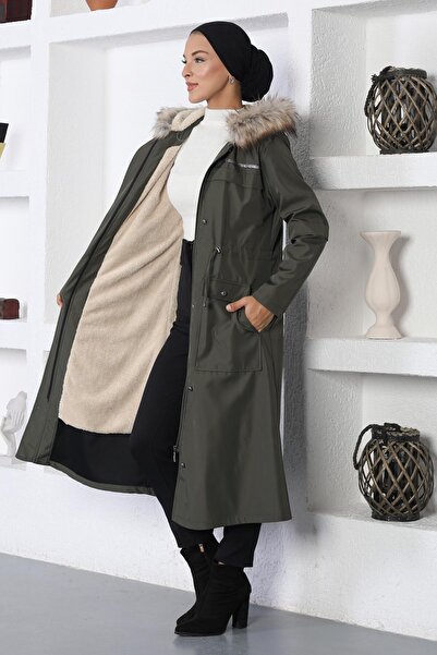 Modamihram Палто в цвят каки - детайлно райе, MİH10360