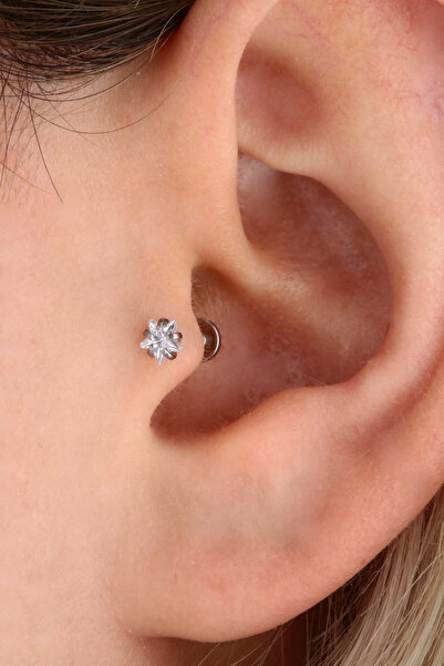 VLM AKSESUAR Tragus Helix Cerrahi Çelik Yıldız 4mm Taş Piercing