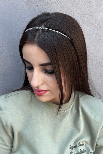 TAKIŞTIR تاج معدني فضي اللون