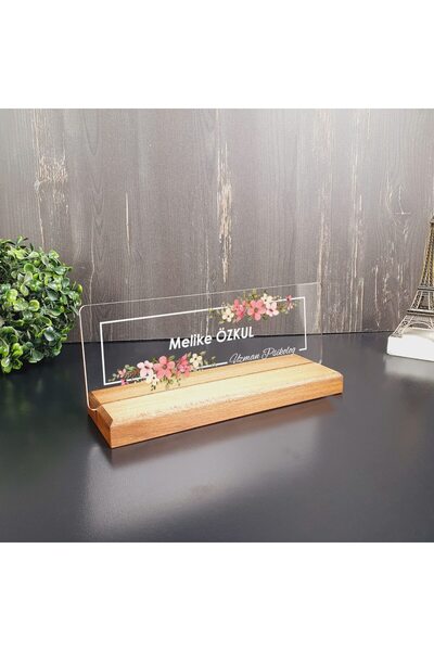 hediyekralı Çiçek Desenli Masa Isimliği