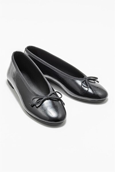 Elle Shoes Siyah Deri Kadın Babet