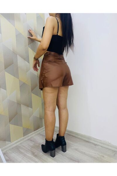 SUSEEMODA Önü Pileli Deri Şort Etek