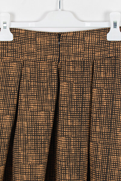 incity Girl's Knee Length Checkered Pleated Skirt