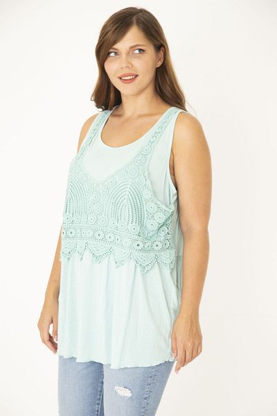 Şans Grüne Damenbluse mit Spitzendetail 65N36927