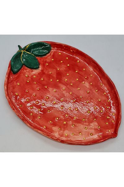 senseoftouch Strawberry presentation plate handmade
