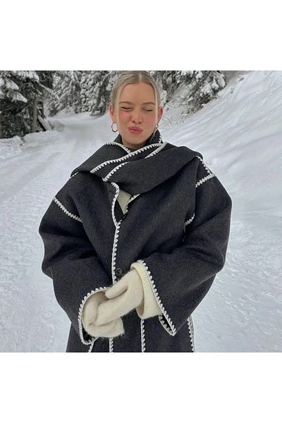 neslytastan Jachetă neagră cu șal brodat Toteme oversize