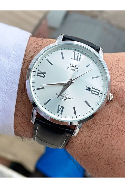 Q&Q Q811J9017Y Silver Color Dial with Calendar Leather Band Classic Men's Wristwatch