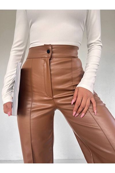 VOLT CLOTHİNG Damenhose aus geripptem Leder