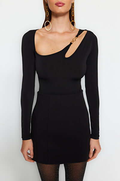 Trendyol Collection Černá Body-Sitting Pletené body s příslušenstvím TPRAW24BD00032