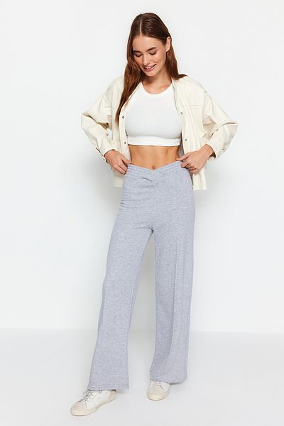 Trendyol Collection Szürke melange vastag, széles szárú/széles szárú derék részletes kötött melegítőnadrág TWOAW24EA00036