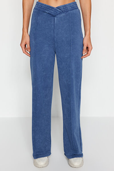 Trendyol Collection Indigó halvány hatású vastag, széles szárú/széles szárú derék részletek Kötött melegítőnadrág nadrág TWOAW24EA00036