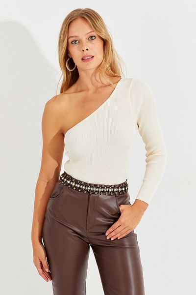 Cool & Sexy Women's Ecru One Shoulder Knitwear Blouse YV204