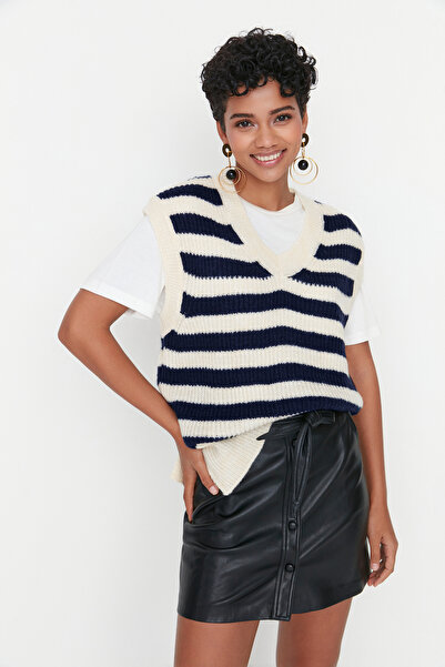 Trendyol Collection Ecru V-Neck Striped Knitwear Sweater TWOAW23SV00068
