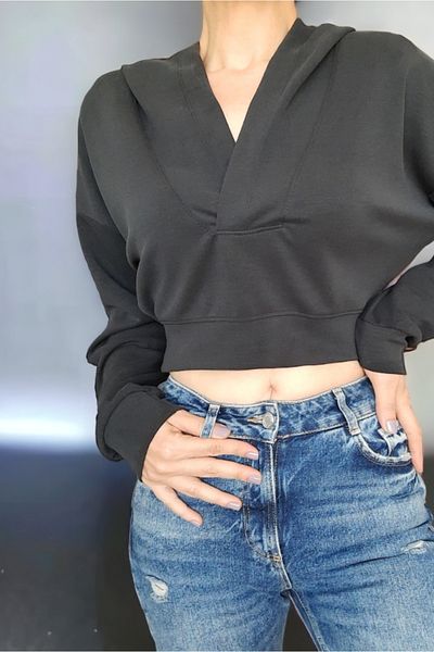 BEBE PLUS Crop Sweatshirt