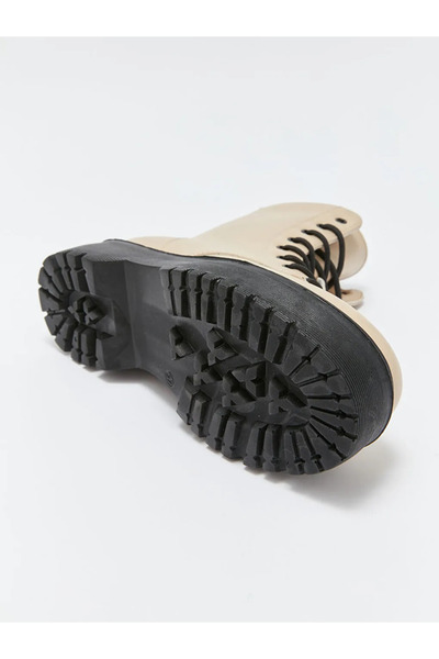 LC Waikiki LCW STEPS Bağcıklı Deri Görünümlü Kadın Bot