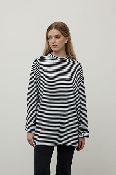 Manuka PRUHOVANÉ TRIČKO S DLOUHÝM RUKÁVEM PRUŽKY S-ČERNÉ