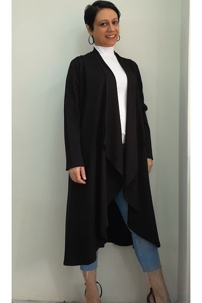 Mertcan Butik Черно яке с широка плетка и яка от шал