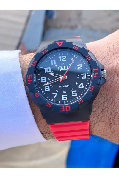 Q&Q VR91J999YW Waterproof Men's Wristwatch with Silicone Cord