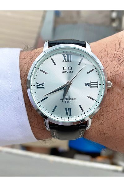 Q&Q Q811J9017Y Silver Color Dial with Calendar Leather Band Classic Men's Wristwatch