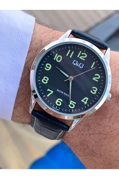 Q&Q Q811J9013Y Slim Case Leather Cord Classic Men's Wristwatch