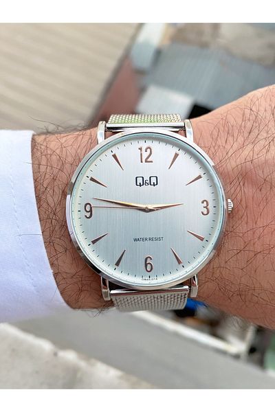 Q&Q Q811J9018Y Silver Color Slim Case Classic Men's Wristwatch