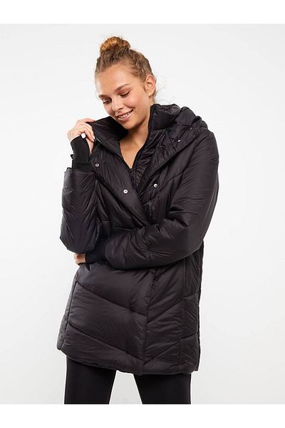 1Moda1Tarz Women's Black Hooded Zipper and Snap Closure Detail Puffer Coat
