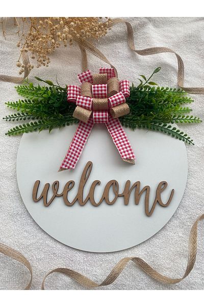 HOBİ55 Στολίδι πόρτας Welcome Natural White Gift Leafed 2023-5 με κόκκινη κορδέλα