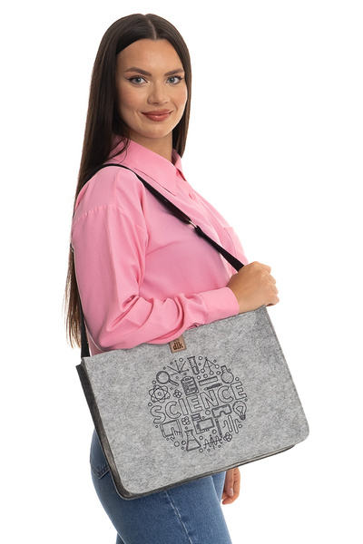 dilekolay Orta Boy Ayarlanabilir Saplı Baskılı Keçe Çanta - Öğretmen Serisi -...