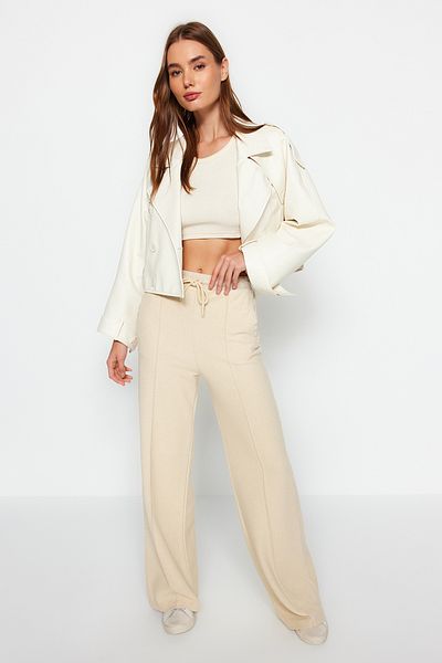 Trendyol Collection Stone Parachute Garni – Gerade geschnittene Jogginghose aus Strick mit detailliertem Muster TWOAW24EA00022