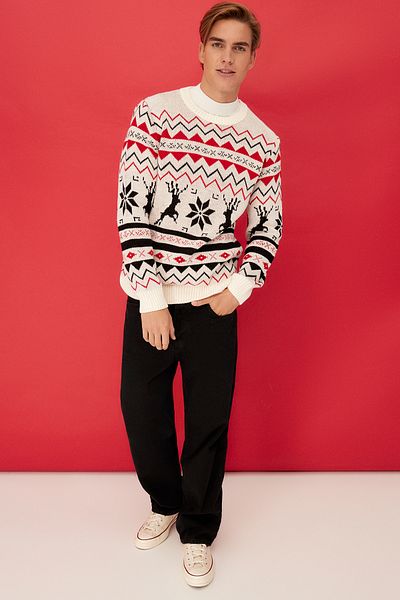 Trendyol Collection Többszínű Regular Fit Crew Neck karácsonyi kötött pulóver TMNAW24KZ00071