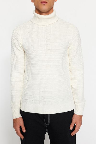 Trendyol Collection Ecru Men's Slim Fit Textured Knitwear Sweater