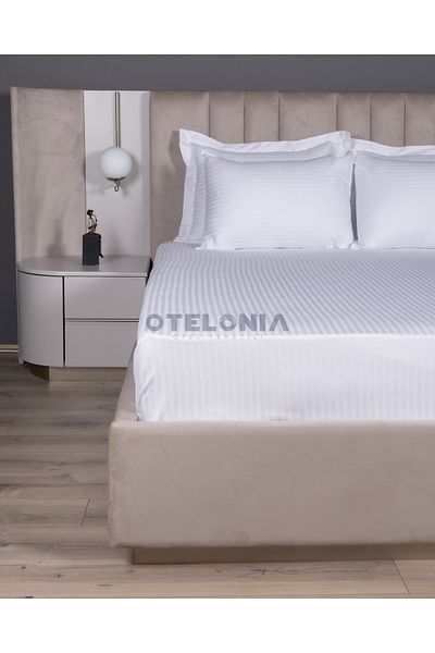 Otelonia Luxury Hotel Series Striped Cotton Satin Fitted Sheet